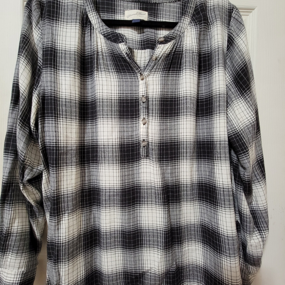 Black and White Plaid Blouse